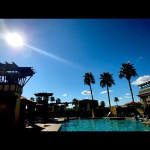 Meet your Posher, PoshieK